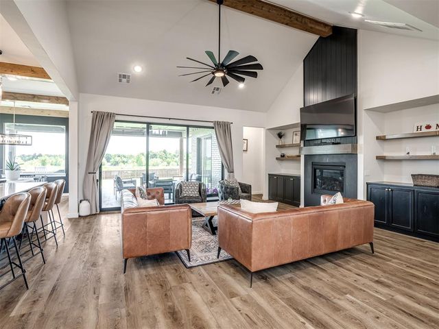 1330 Acclivis Court, Newcastle, OK 73065