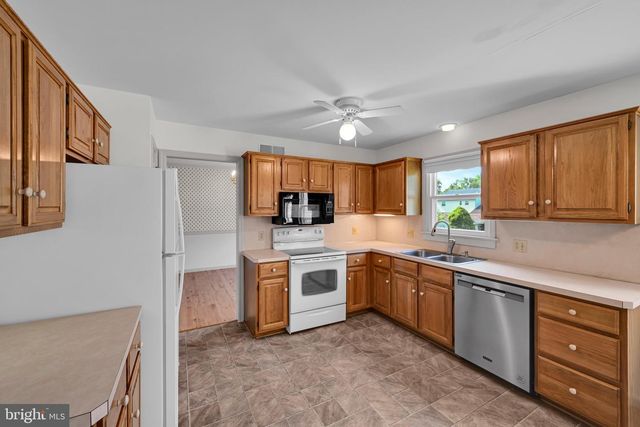 3892 NOLT RD., Landisville, PA 17538