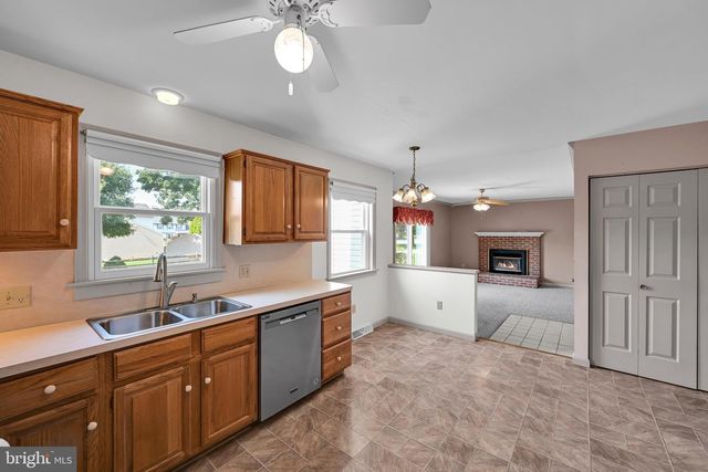 3892 NOLT RD., Landisville, PA 17538