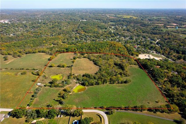 Corum Road, Excelsior Springs, MO 64024