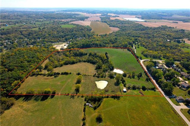 Corum Road, Excelsior Springs, MO 64024