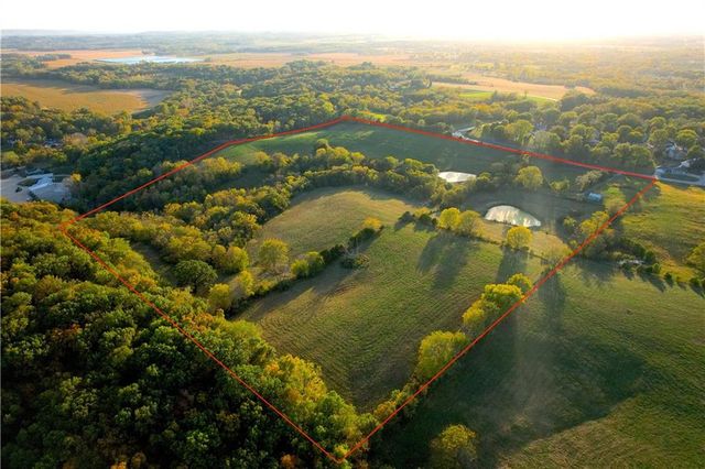 Corum Road, Excelsior Springs, MO 64024