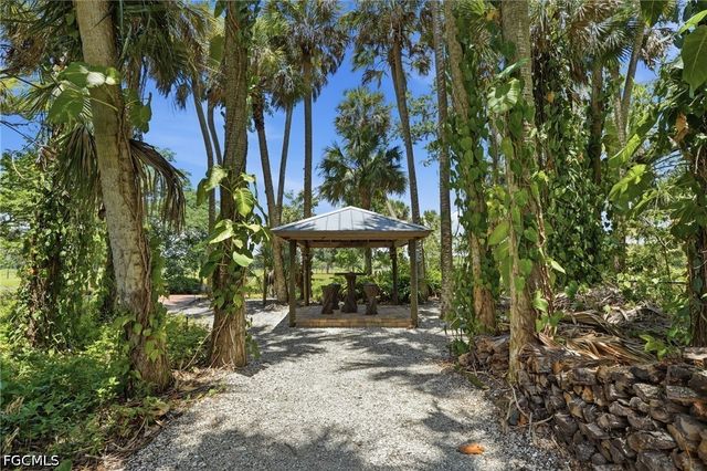 4210 Fulton CIR, Fort Myers, FL 33905