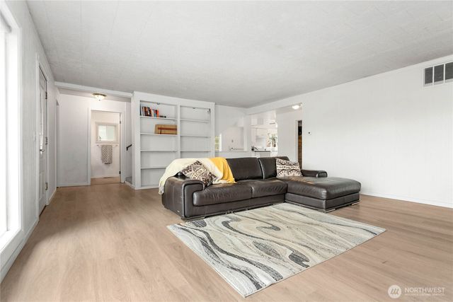 1445 Mt Baker Highway, Bellingham, WA 98226