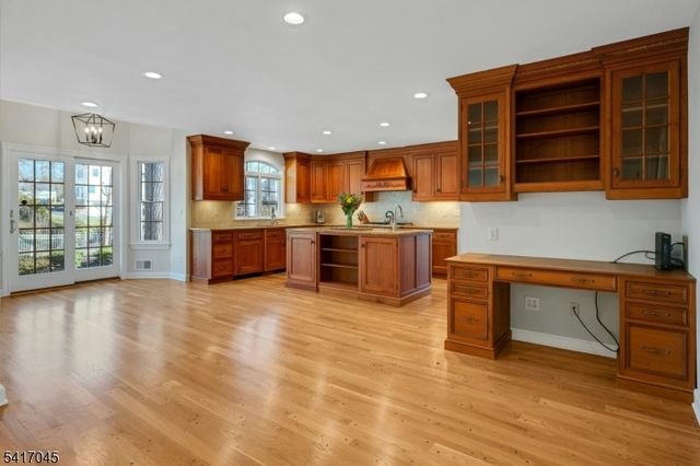 24 Westminster Rd, Chatham Twp., NJ 07928