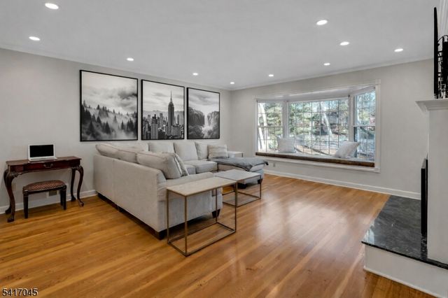 24 Westminster Rd, Chatham Twp., NJ 07928