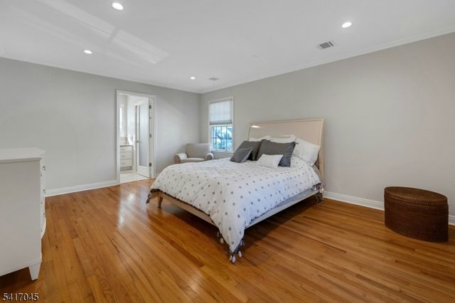 24 Westminster Rd, Chatham Twp., NJ 07928