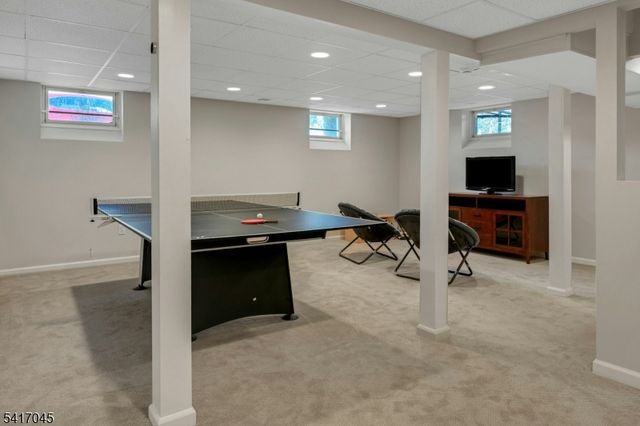 24 Westminster Rd, Chatham Twp., NJ 07928