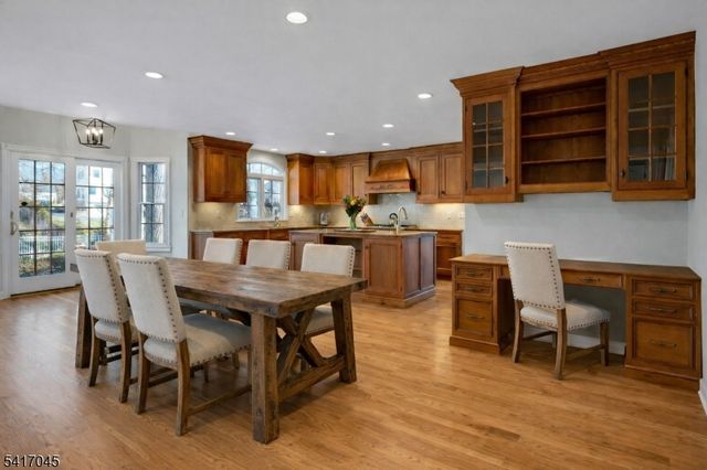 24 Westminster Rd, Chatham Twp., NJ 07928