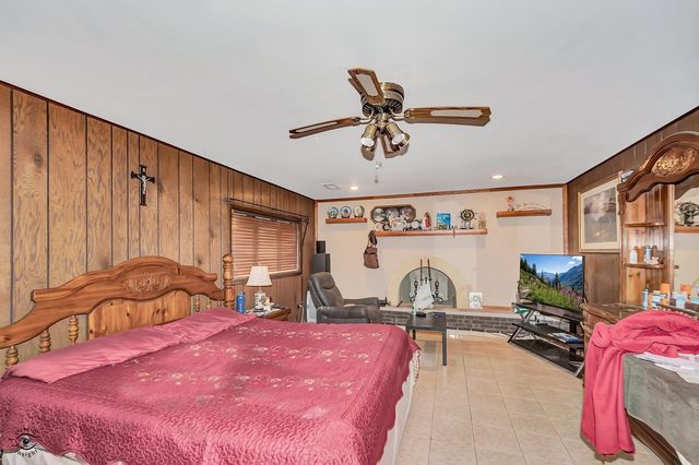 17348 Bluff Road, Lemont, IL 60439