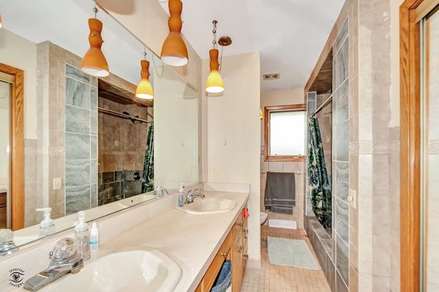 17348 Bluff Road, Lemont, IL 60439