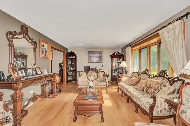 17348 Bluff Road, Lemont, IL 60439