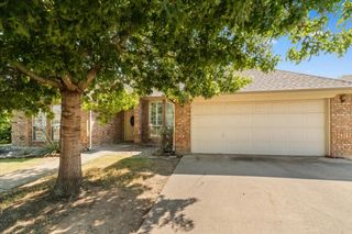 8304 Emerald Circle, North Richland Hills, TX 76180