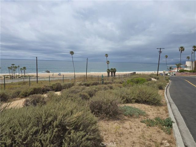 8828 Pershing, Los Angeles, CA 90293