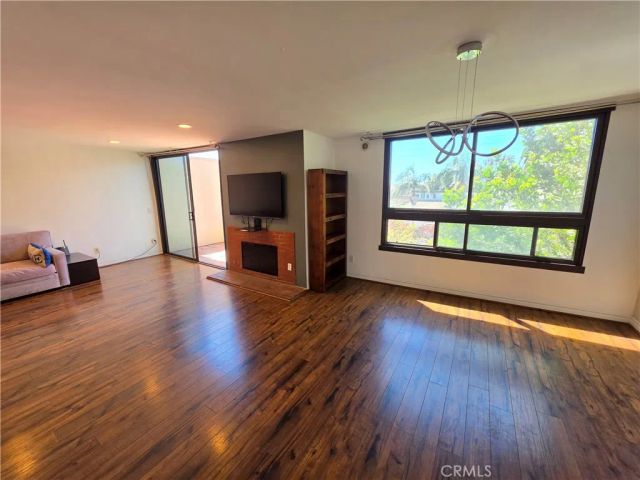8828 Pershing, Los Angeles, CA 90293