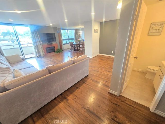 8828 Pershing, Los Angeles, CA 90293