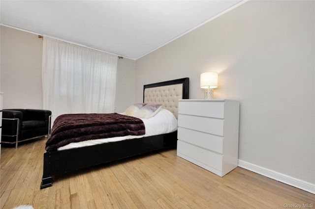 141-42 78th Road Road 1D, Kew Garden Hills, NY 11367