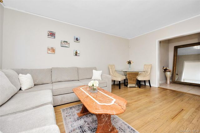 141-42 78th Road Road 1D, Kew Garden Hills, NY 11367