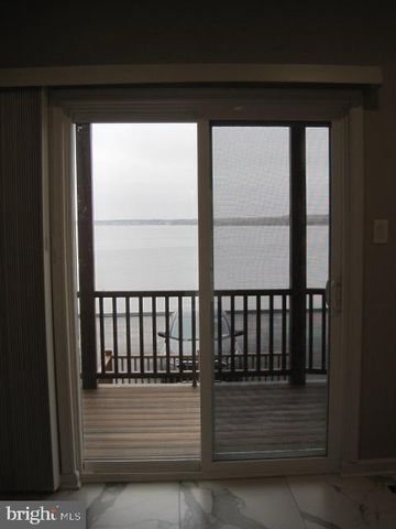110 VILLA CAPRI CIR, Essex, MD 21221