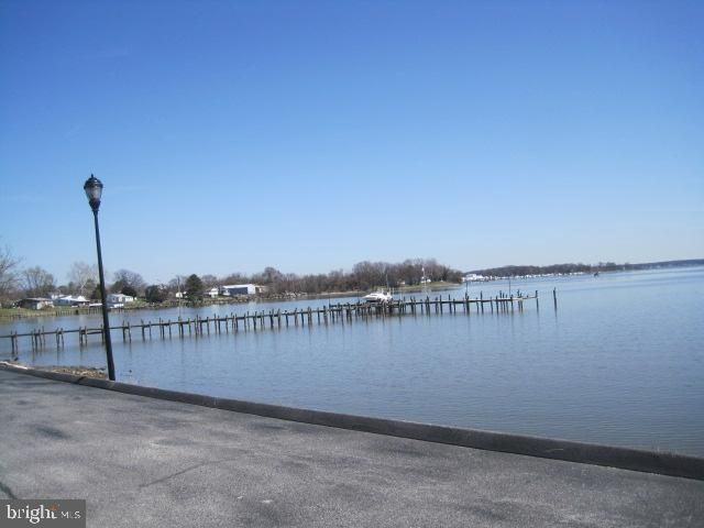 110 VILLA CAPRI CIR, Essex, MD 21221