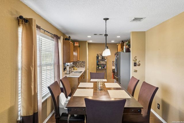 5806 Espada Bnd, San Antonio, TX 78222