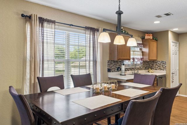 5806 Espada Bnd, San Antonio, TX 78222