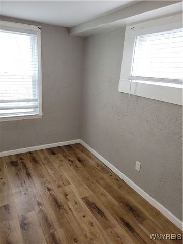 80 Charlotte Street, Lockport City, NY 14094