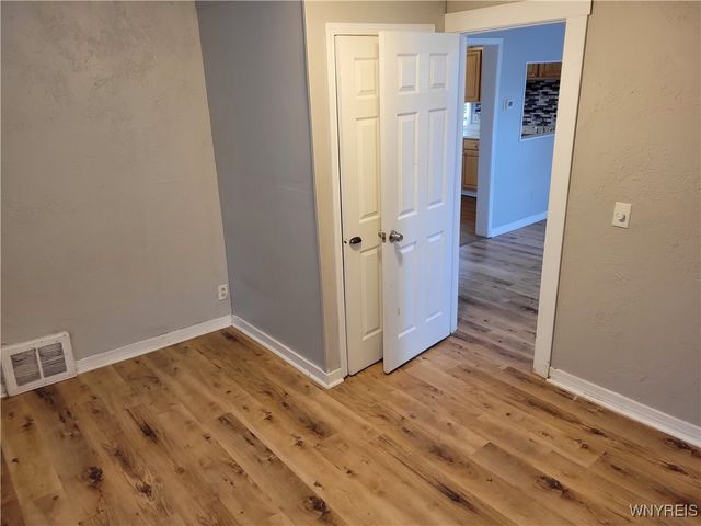 80 Charlotte Street, Lockport City, NY 14094