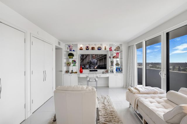 2600 S Ocean Boulevard 11E, Boca Raton, FL 33432