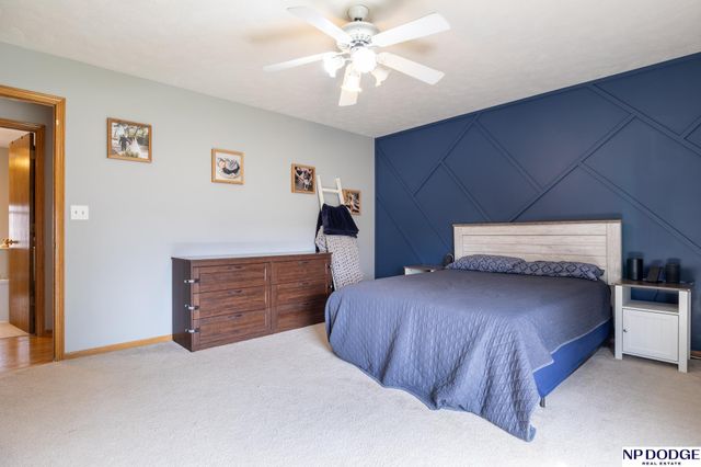 2325 Independence Drive, Lincoln, NE 68521