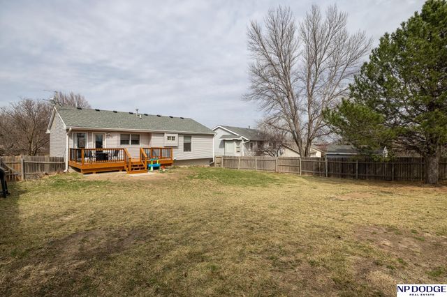 2325 Independence Drive, Lincoln, NE 68521