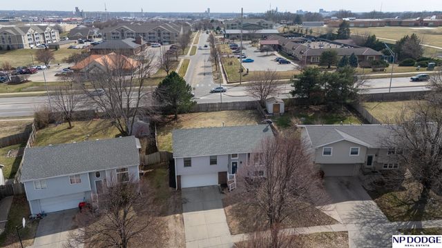 2325 Independence Drive, Lincoln, NE 68521
