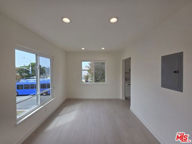 2601 20th Street 6, Santa Monica, CA 90405