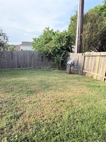 323 Annatto Lane, Crosby, TX 77532