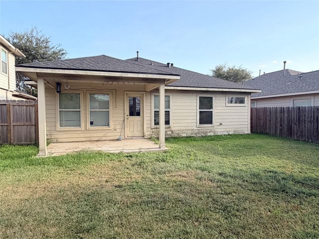 323 Annatto Lane, Crosby, TX 77532