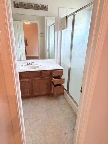 323 Annatto Lane, Crosby, TX 77532