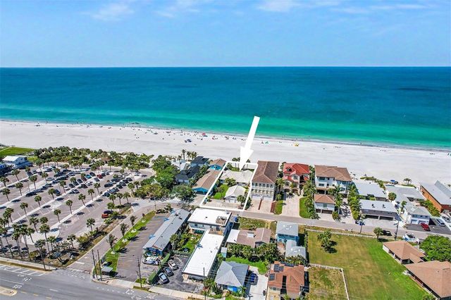 18206 SUNSET BOULEVARD, Redington Shores, FL 33708