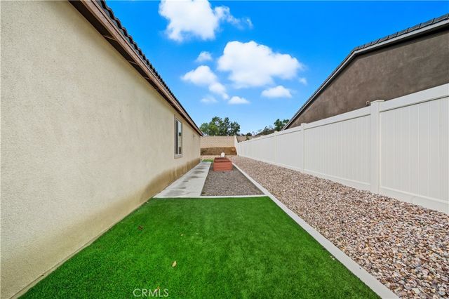 32463 Mckiernan Lane, Menifee, CA 92584