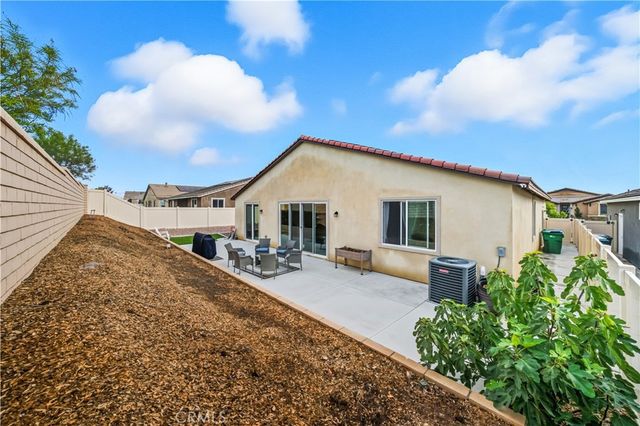 32463 Mckiernan Lane, Menifee, CA 92584