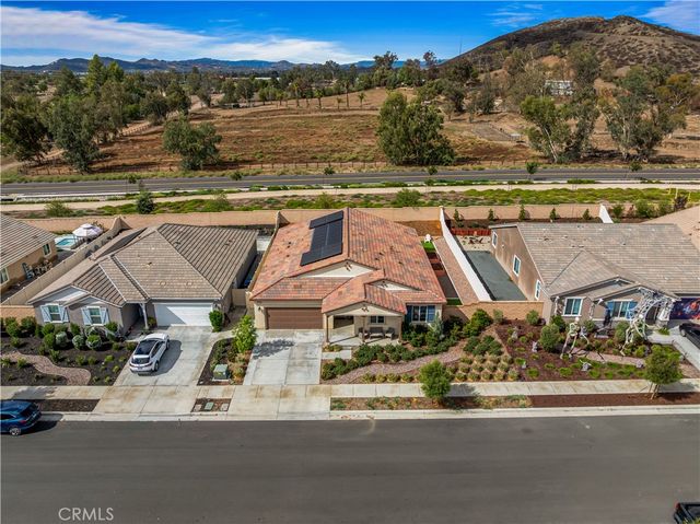 32463 Mckiernan Lane, Menifee, CA 92584