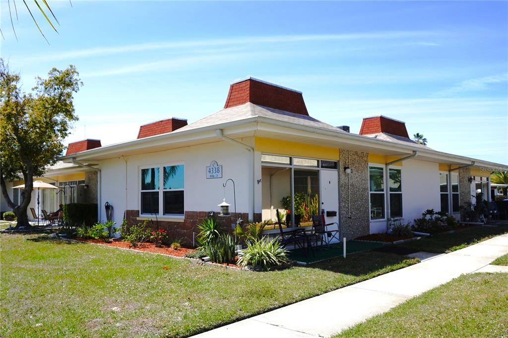 4338 TAHITIAN GARDENS CIRCLE H, Holiday, FL 34691