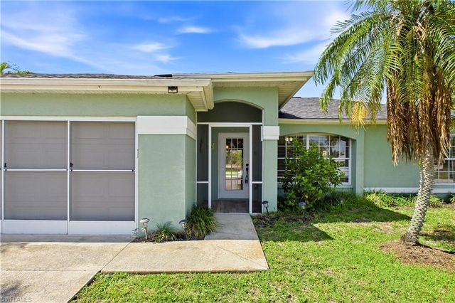 204 SE 18th ST, Cape Coral, FL 33990