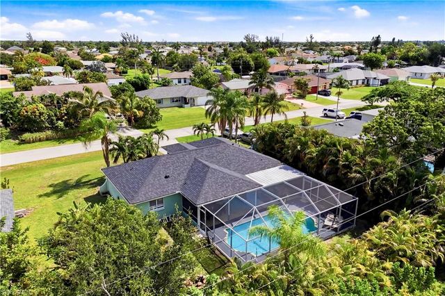 204 SE 18th ST, Cape Coral, FL 33990
