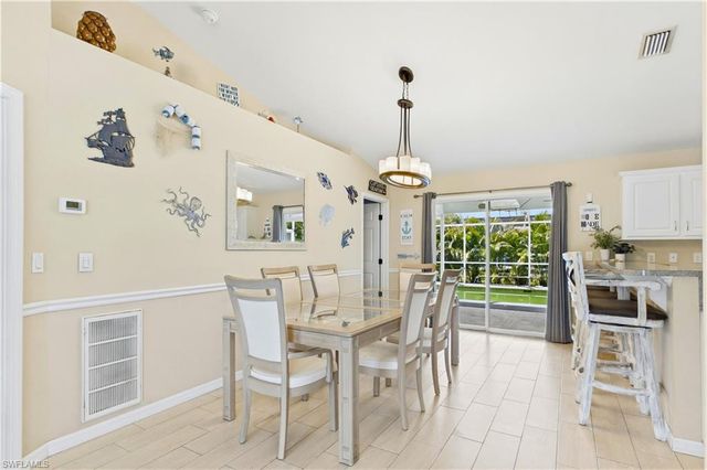204 SE 18th ST, Cape Coral, FL 33990