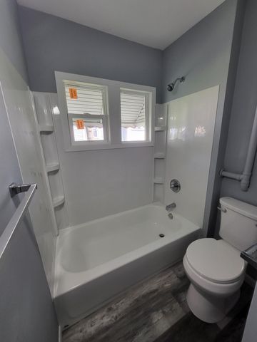 3014 Russell Avenue N, Minneapolis, MN 55411