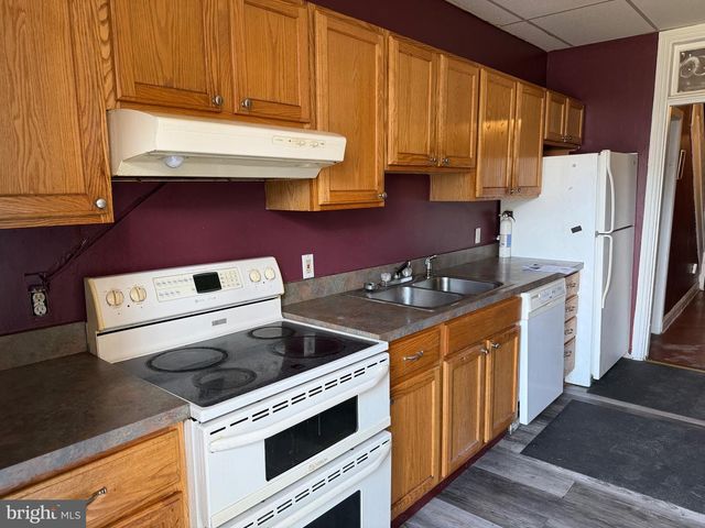 1831 N 3RD ST, Harrisburg, PA 17102