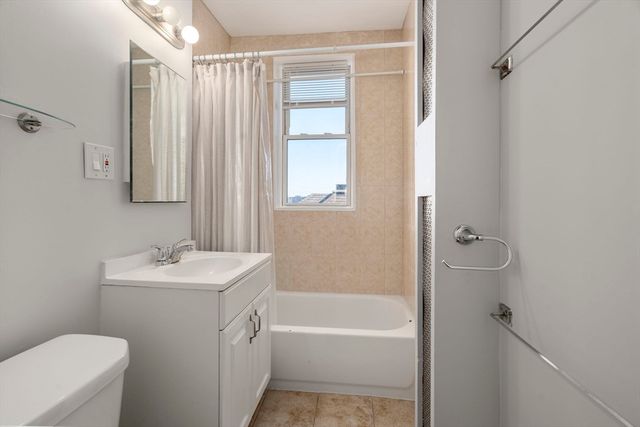 28 Quint Ave 32, Boston, MA 02134