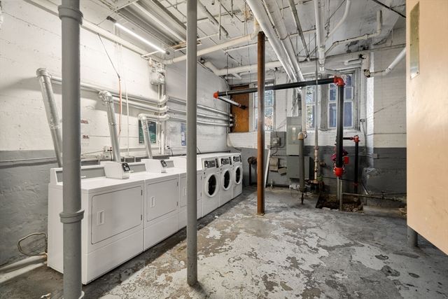 28 Quint Ave 32, Boston, MA 02134