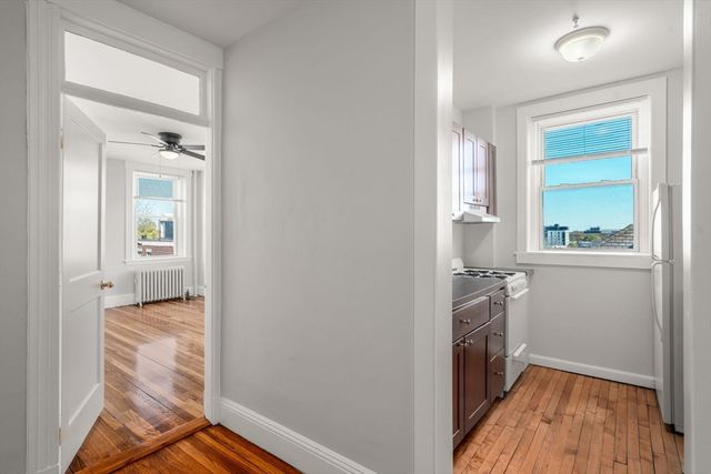 28 Quint Ave 32, Boston, MA 02134
