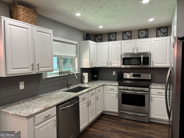 40 Frances Turn, Sharpsburg, GA 30277